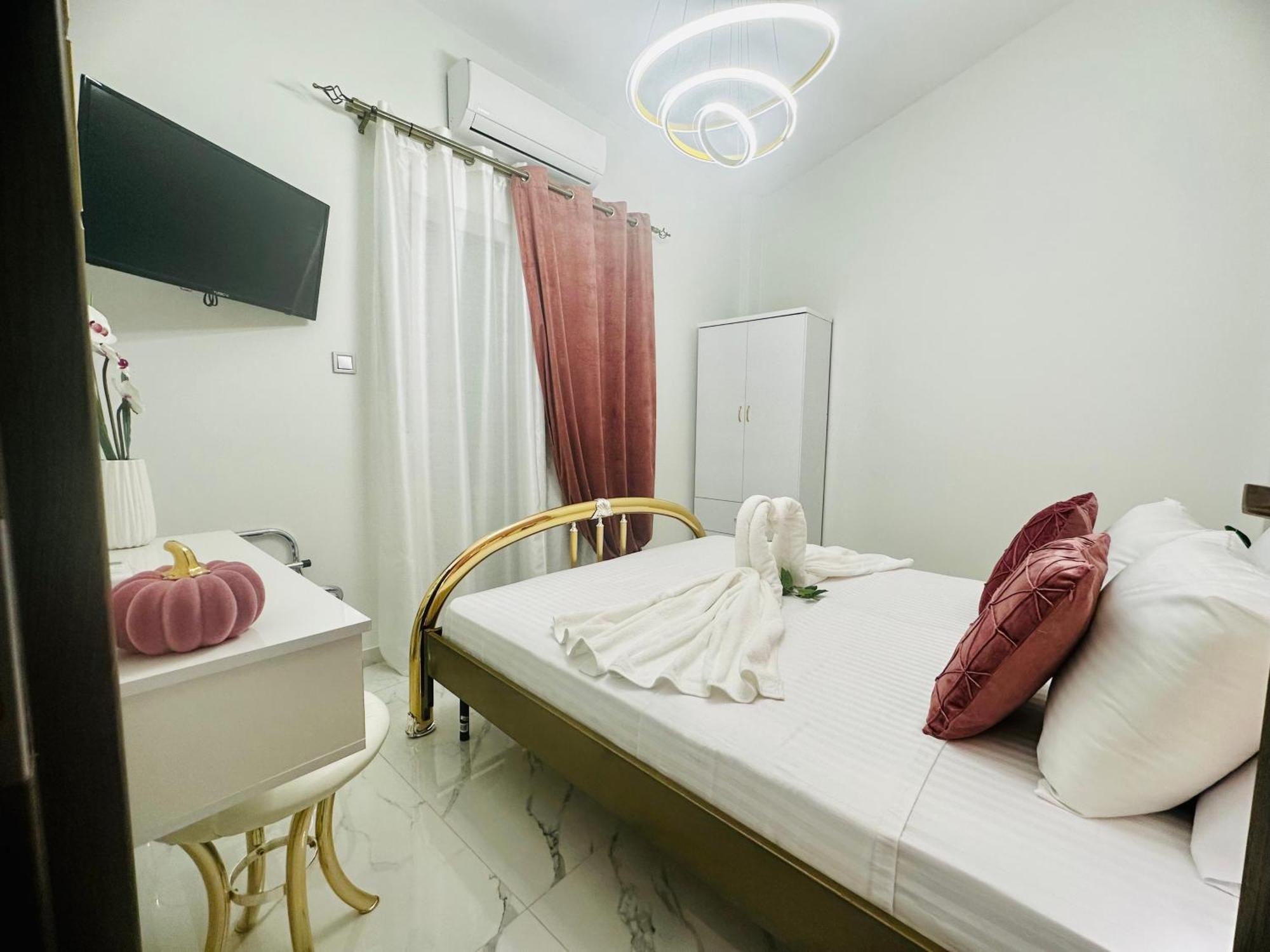 City And Ocean Luxury Apartment Preveza Exterior photo